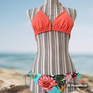 Floral bikini